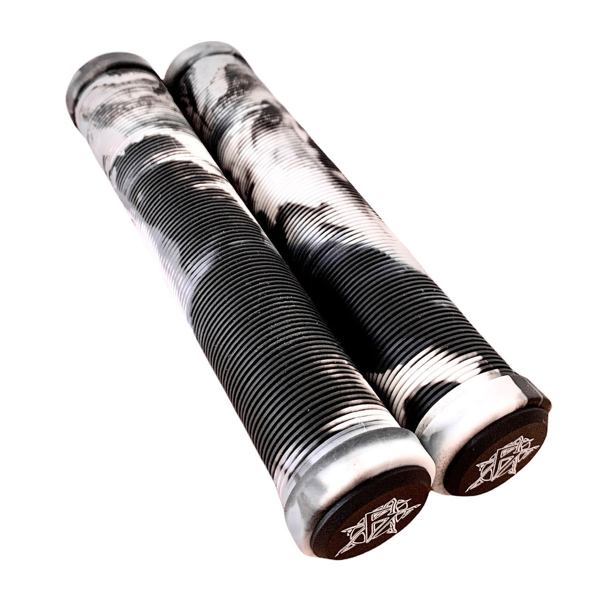 Revo Fused 172mm Grips Black/White